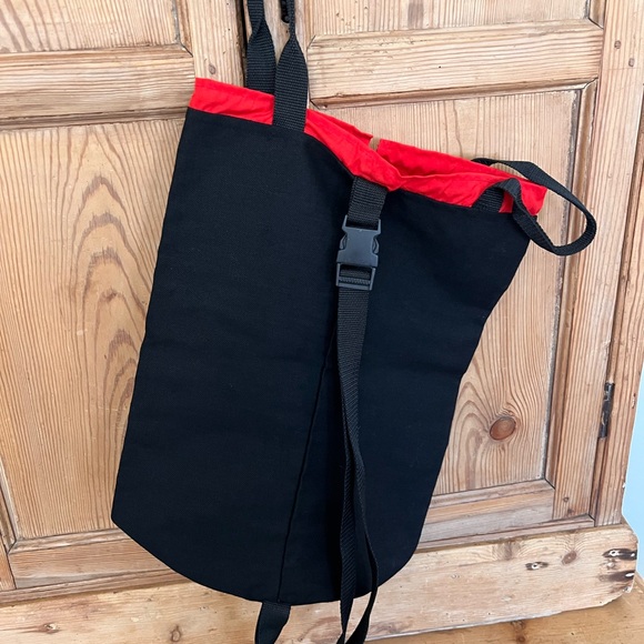 Costa Rican “Mola” Bucket Bag - Picture 2 of 2